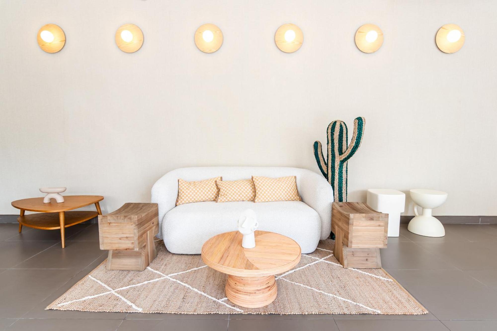 Urban Riviera Juan Les Pins - Queen Room Bagian luar foto